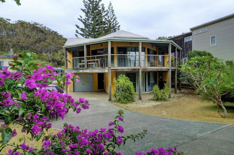 FAR SHORE - SA Accommodation 4