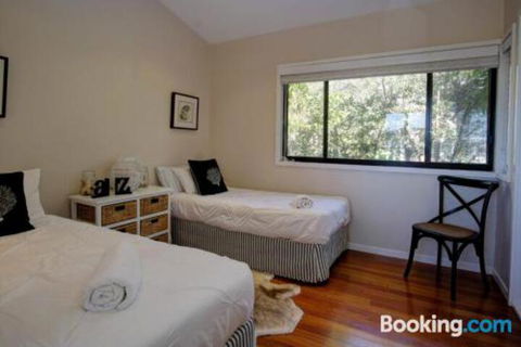 ROCKPOOL (4 Night Min) - SA Accommodation 3
