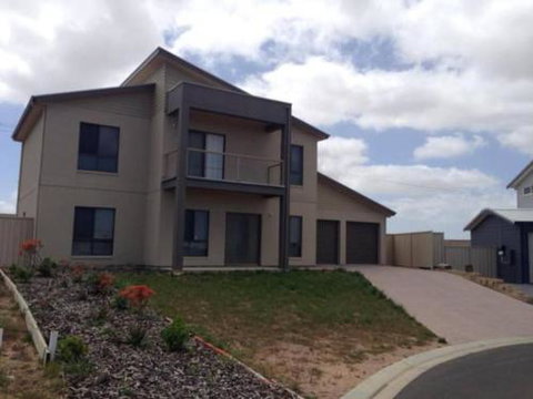 Relax On Par - SA Accommodation 6