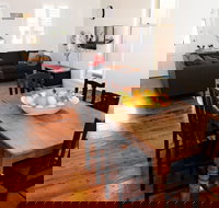 Thelma's Temora - SA Accommodation