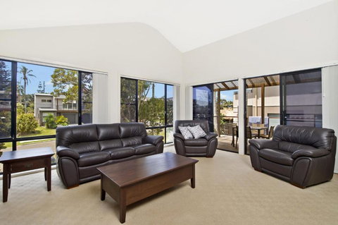 Amara 6 Wesley Avenue - SA Accommodation 2