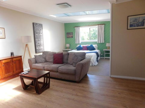 AmbleaWhile On Tamar - SA Accommodation 4