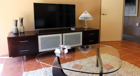 Ou+look BnB - SA Accommodation 3