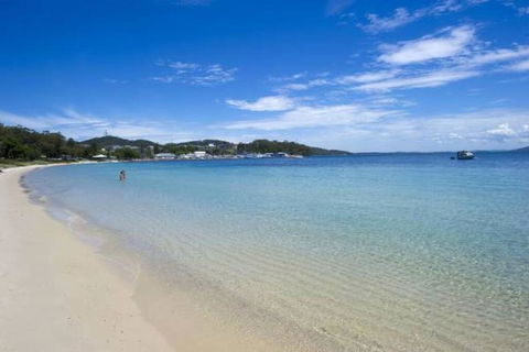 Kamillaroi Walk To Restaurants Cafes & Beach! - SA Accommodation 6