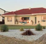 Jewel of the South Beachfront Holiday Rental - SA Accommodation