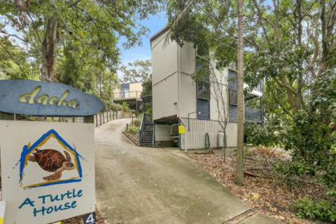 A Turtle House - SA Accommodation 4