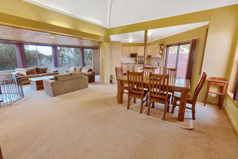 Above Sunset 100m From The Paynesville Lakes - SA Accommodation 6