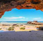 Coastal Horizons Beach House - SA Accommodation