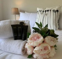 Delicate Bundoora townhouse 10 - SA Accommodation