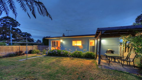 Castaway Cottage - Essentially Tas - SA Accommodation 0
