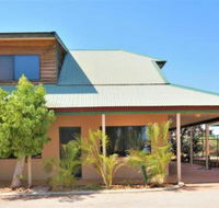 Ningaloo Breeze Villa 5 3 Bedroom Fully Self Contained Holiday Accommodation - SA Accommodation