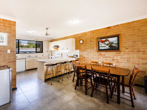 Camawood 4 - SA Accommodation 6