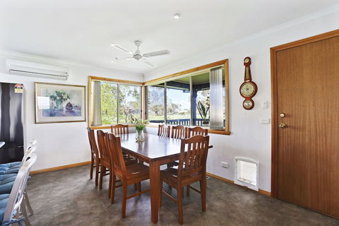 Yarragon 4 Bedroom House In Gippsland - SA Accommodation 6