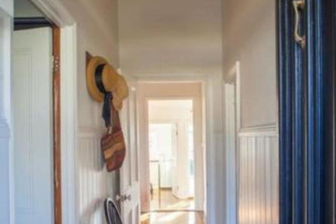 Wormwood House - SA Accommodation 4