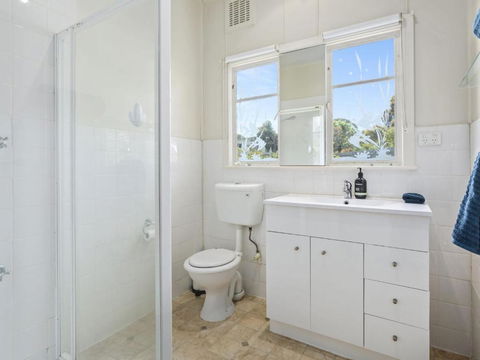 KIMBERLEY McCRAE - SA Accommodation 6