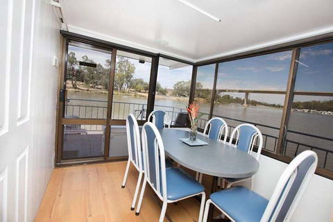 All Seasons Houseboats - SA Accommodation 5