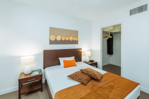 Airtrip Apartment On Merivale St - SA Accommodation 0