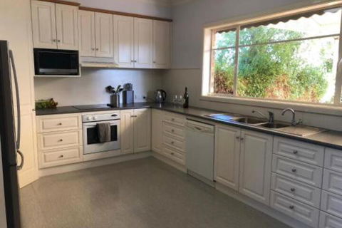 Pleasant View - SA Accommodation 5