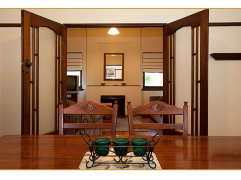 Fairholme Apartment - SA Accommodation 5