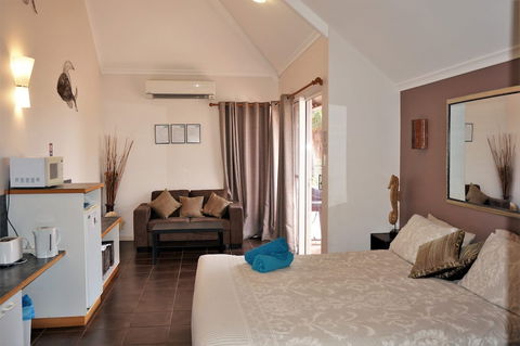 Osprey Holiday Village Unit 213 / 1 Bedroom - SA Accommodation 0