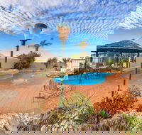 Osprey Holiday Village Unit 201 / 1 Bedroom - SA Accommodation