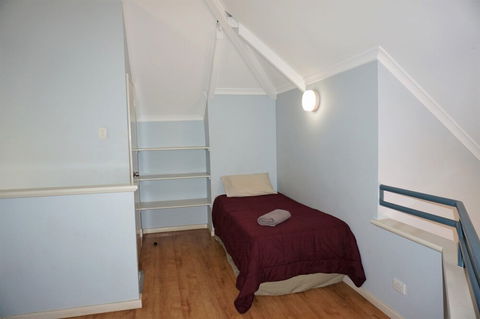 Osprey Holiday Village Unit 122 / 2 Bedroom - SA Accommodation 0