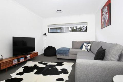 Rockwall Pet Friendly Fire Pit - SA Accommodation 4