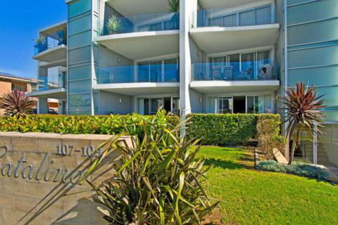 Catalina Luxury 9 - SA Accommodation 5