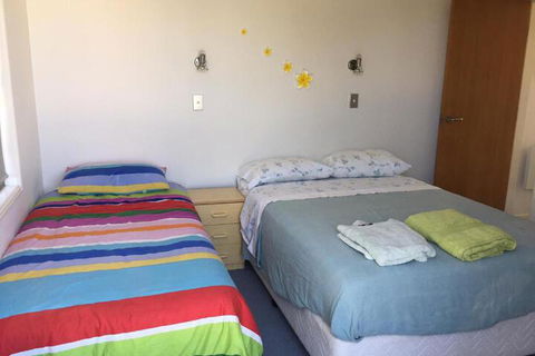 Toowoon Bay Beachfront Apartment - SA Accommodation 4