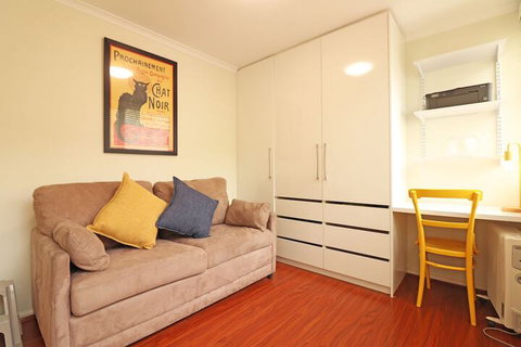 Colour Pop - Rejuvenate Stays - SA Accommodation 6