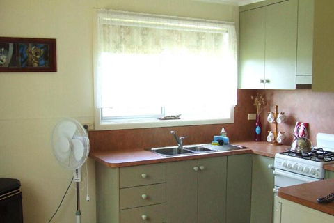 Bushland Retreat - SA Accommodation 6