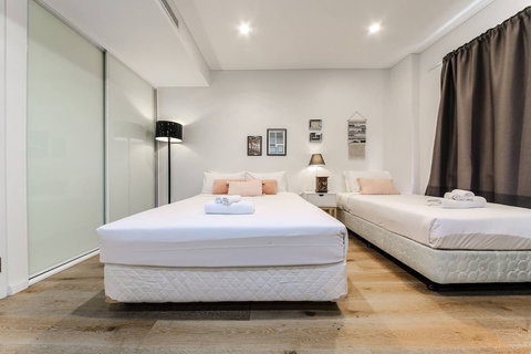 A13-darling Harbour Studio - SA Accommodation 2