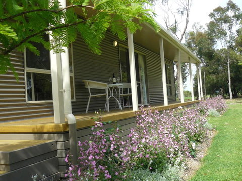 Camawald Coonawarra Cottage B & B - SA Accommodation 2