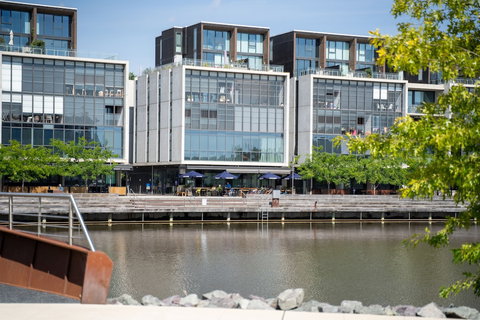 Urban Rest - Kerridge St - SA Accommodation 0