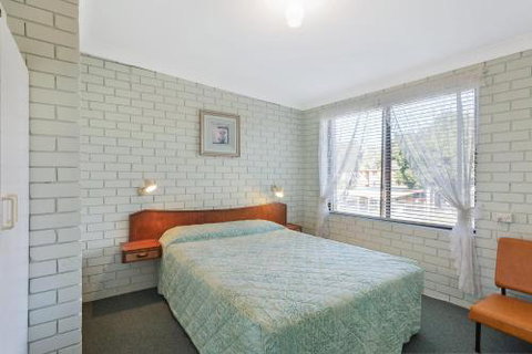 Apollo Unit 31 - SA Accommodation 4