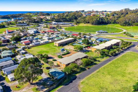 Apollo Unit 31 - SA Accommodation 5