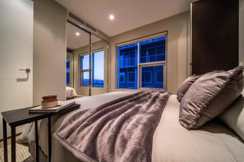 Above The Square On Hindmarsh Pool Gym Carpark - SA Accommodation 4