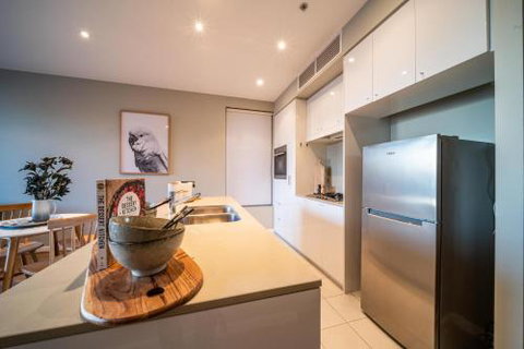 Above The Square On Hindmarsh Pool Gym Carpark - SA Accommodation 2