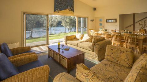 Atlantis On Lake Conjola Sandra St. 1 Lake Conjola - SA Accommodation 3