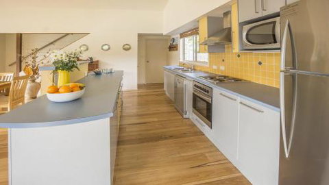 Atlantis On Lake Conjola Sandra St. 1 Lake Conjola - SA Accommodation 2