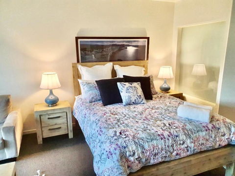 FAMILY ISLAND GETAWAY BEACHFRONT APARTMENT - SA Accommodation 5