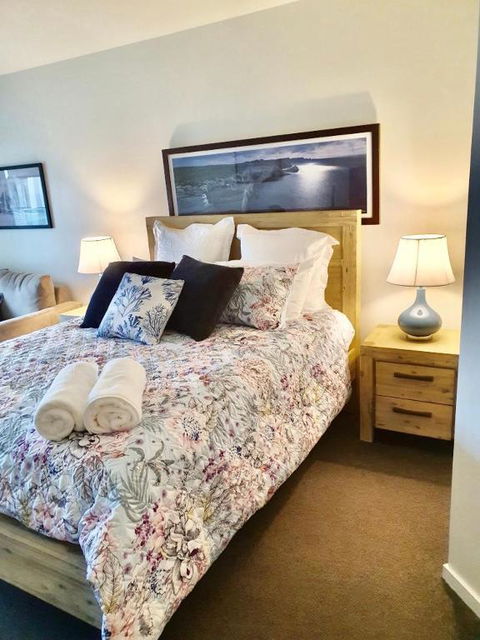 FAMILY ISLAND GETAWAY BEACHFRONT APARTMENT - SA Accommodation 6