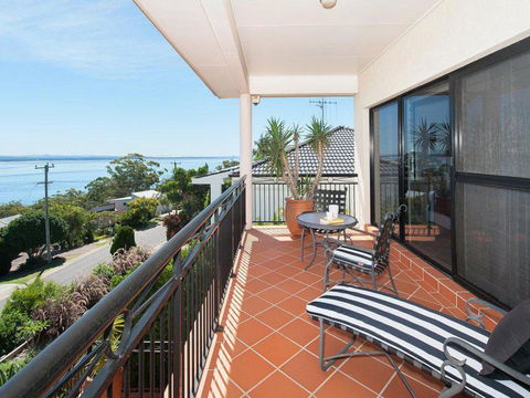 La CimaatNelson Bay - SA Accommodation 5