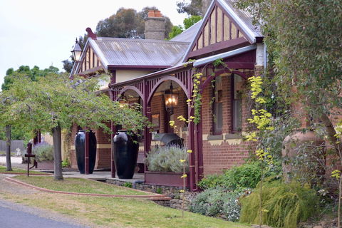 The Eaglehawk Country House Hotel Maldon - SA Accommodation 0