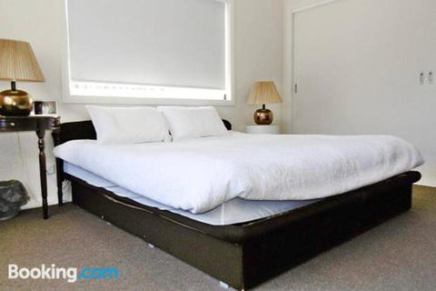 Allure - SA Accommodation 5