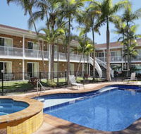 Aston Motel Yamba - SA Accommodation