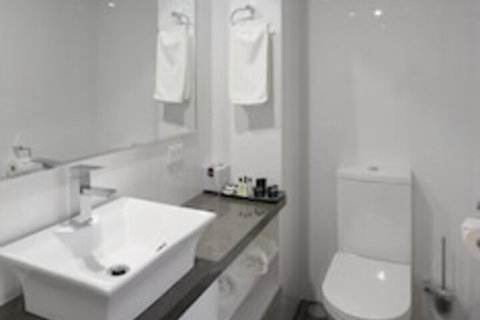 Aastro Dish Motor Inn - SA Accommodation 6