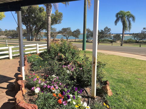Kalbarri Seafront Villas - SA Accommodation 0