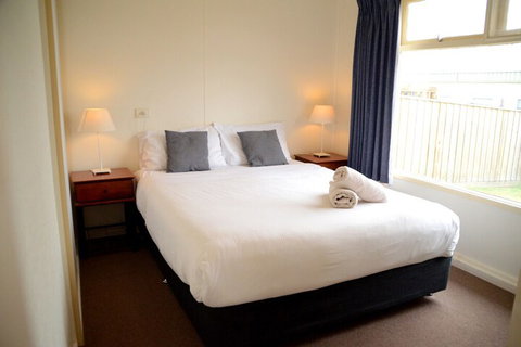 Hibiscus Heights - SA Accommodation 3