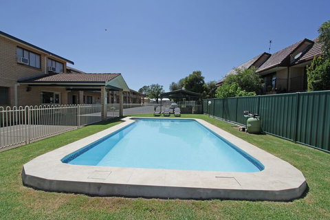 Atlas Motel - SA Accommodation 3